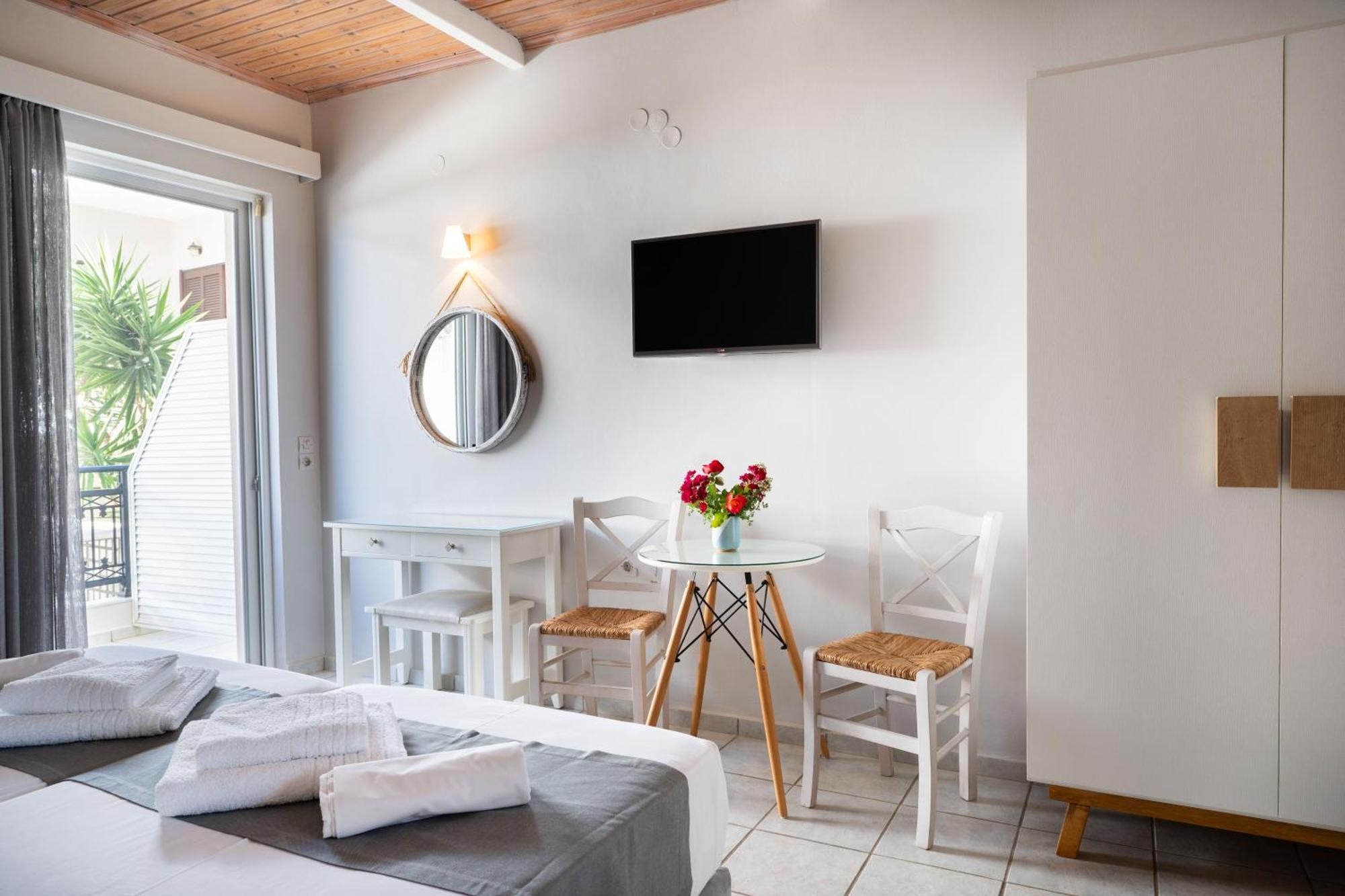 Medousa Studio & Apartments بلاكاس المظهر الخارجي الصورة